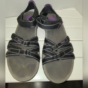Teva sandles womens